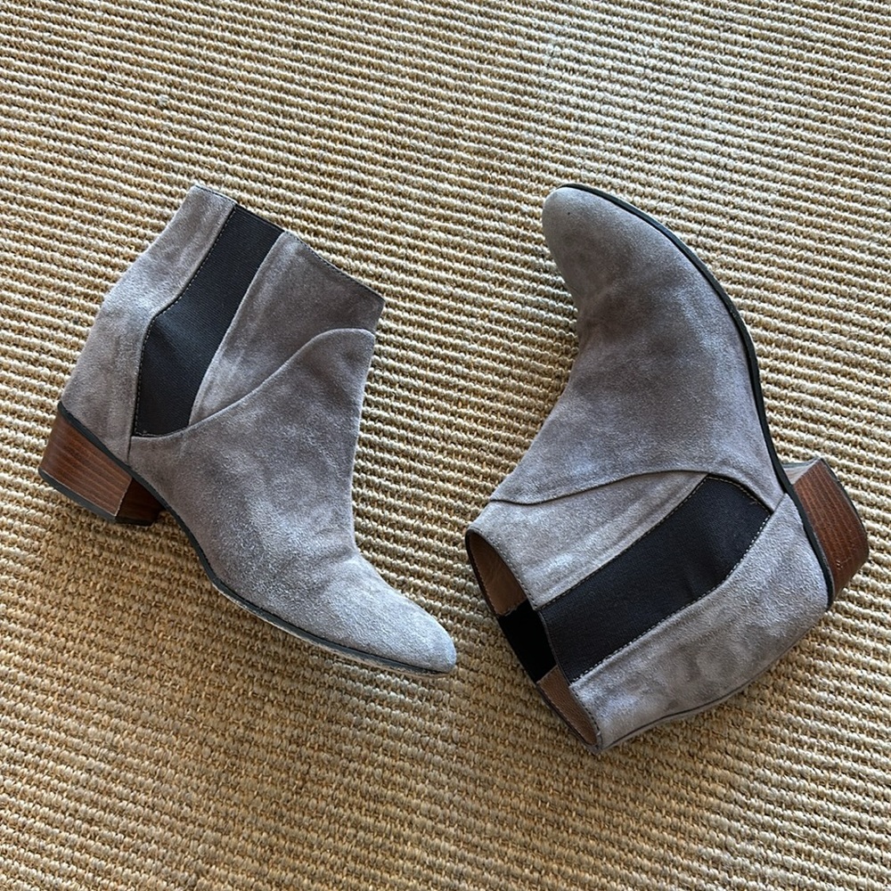 Golden goose taupe/grey suede booties